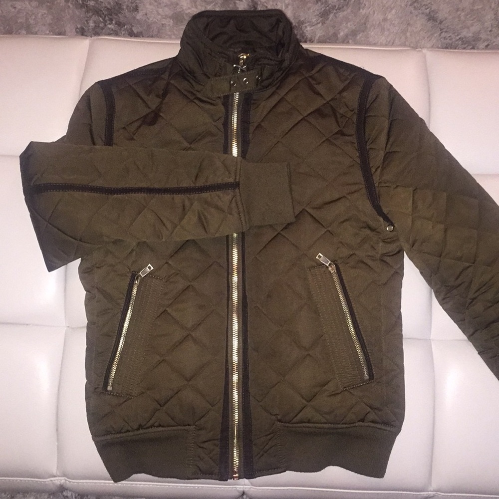 Zara men’s quilted olive bomber jacket Medium